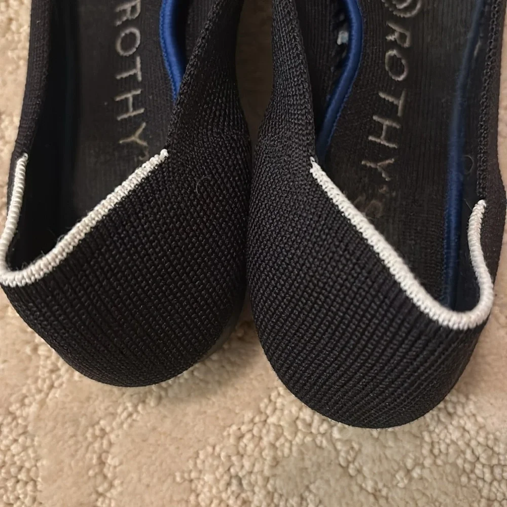 Black Rothy’s - Picture 4 of 11